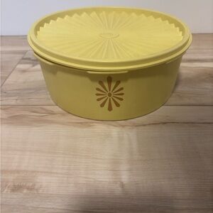 Vintage Harvest Gold Tupperware Round Storage Container For Sale